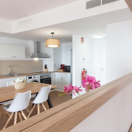 Global Properties, Apartamento De 2 Habitaciones Con Terraza Y Vistas Al Mar 卡耐特蒂贝兰格 外观 照片