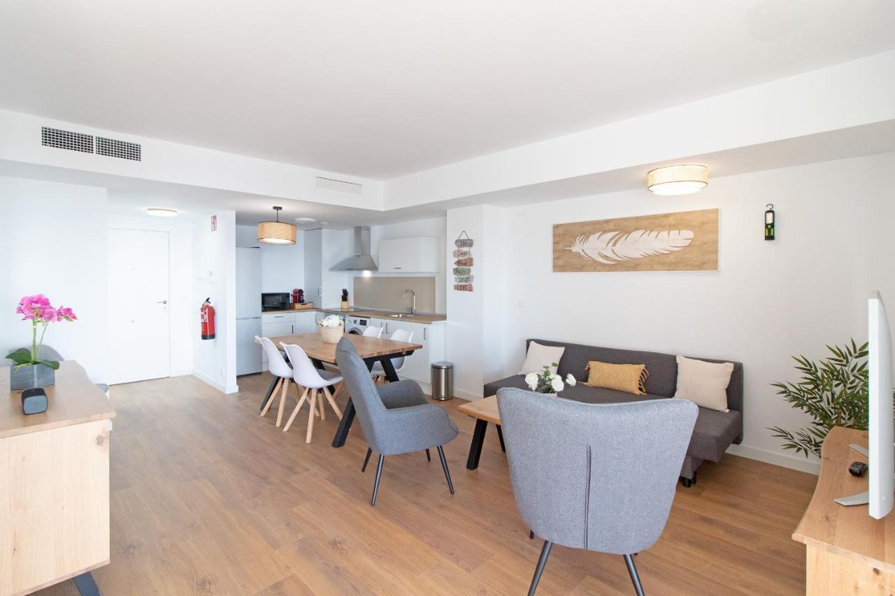 Global Properties, Apartamento De 2 Habitaciones Con Terraza Y Vistas Al Mar 卡耐特蒂贝兰格 外观 照片