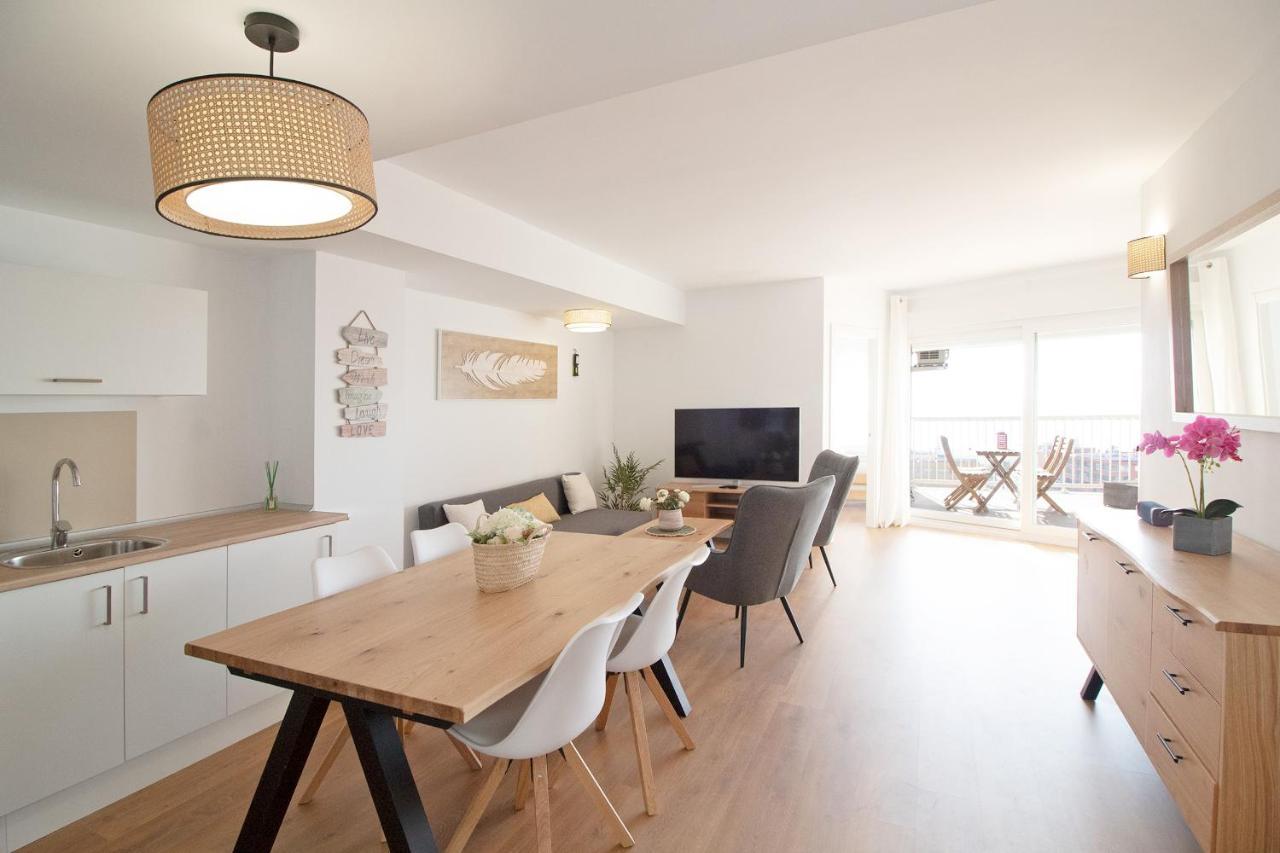 Global Properties, Apartamento De 2 Habitaciones Con Terraza Y Vistas Al Mar 卡耐特蒂贝兰格 外观 照片