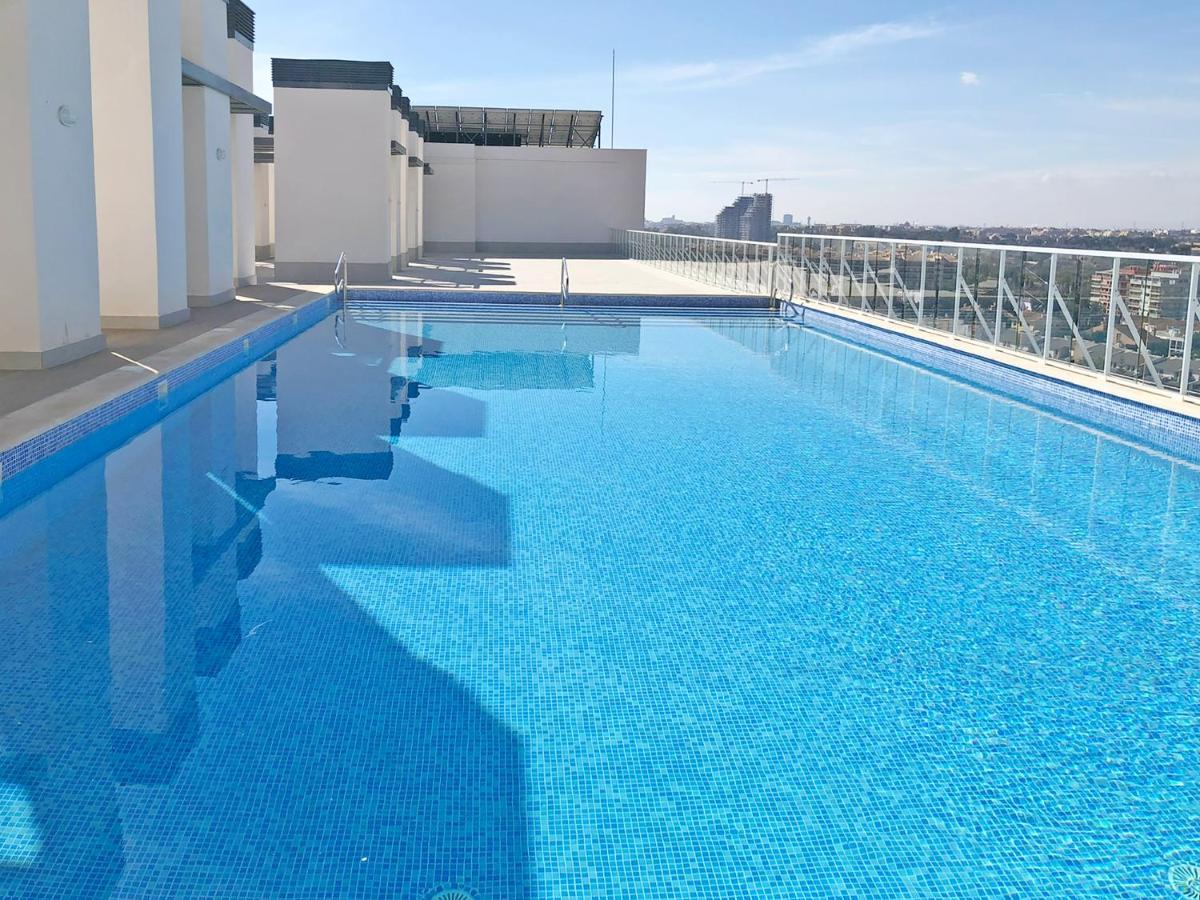 Global Properties, Apartamento De 2 Habitaciones Con Terraza Y Vistas Al Mar 卡耐特蒂贝兰格 外观 照片
