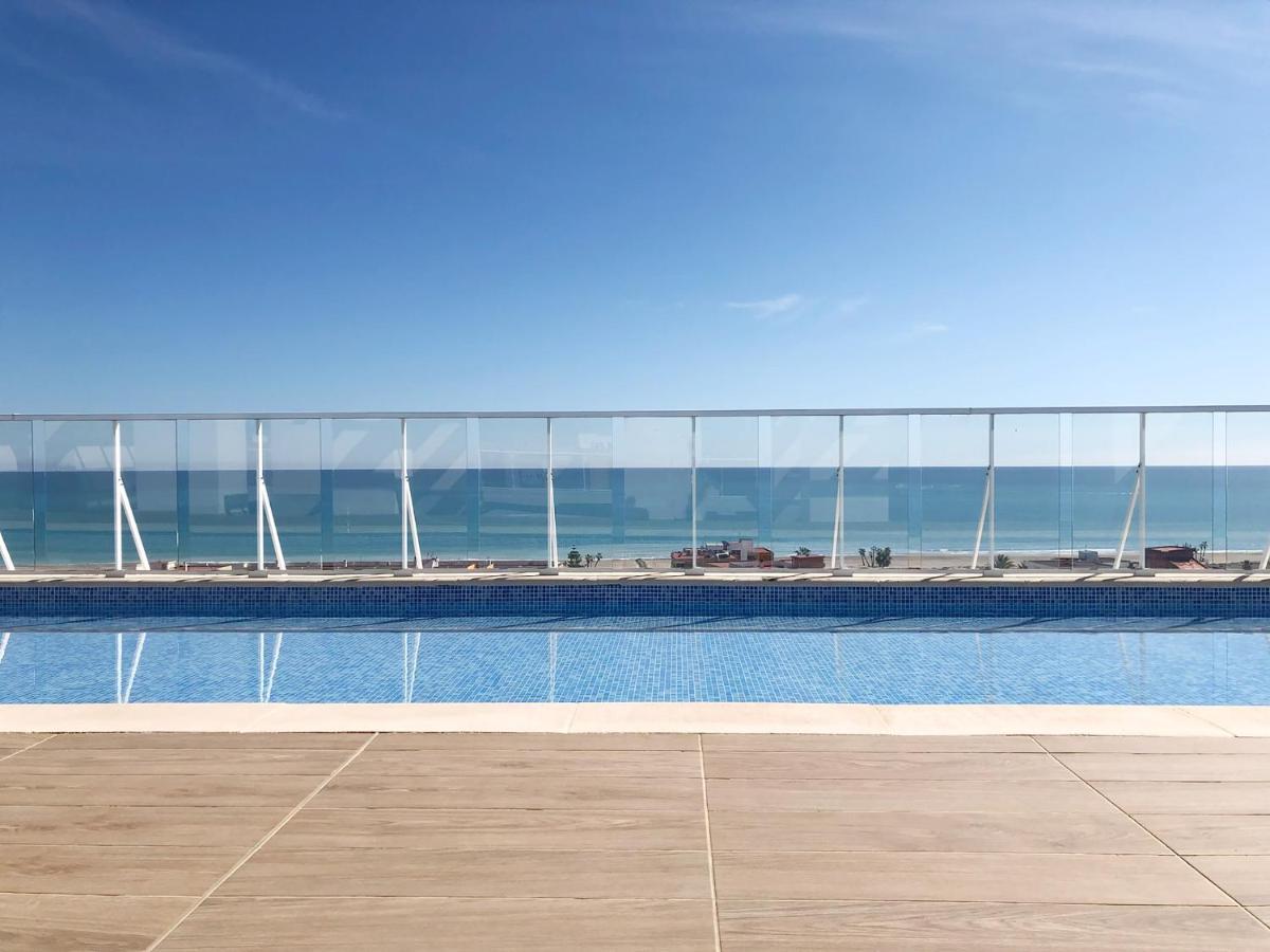 Global Properties, Apartamento De 2 Habitaciones Con Terraza Y Vistas Al Mar 卡耐特蒂贝兰格 外观 照片