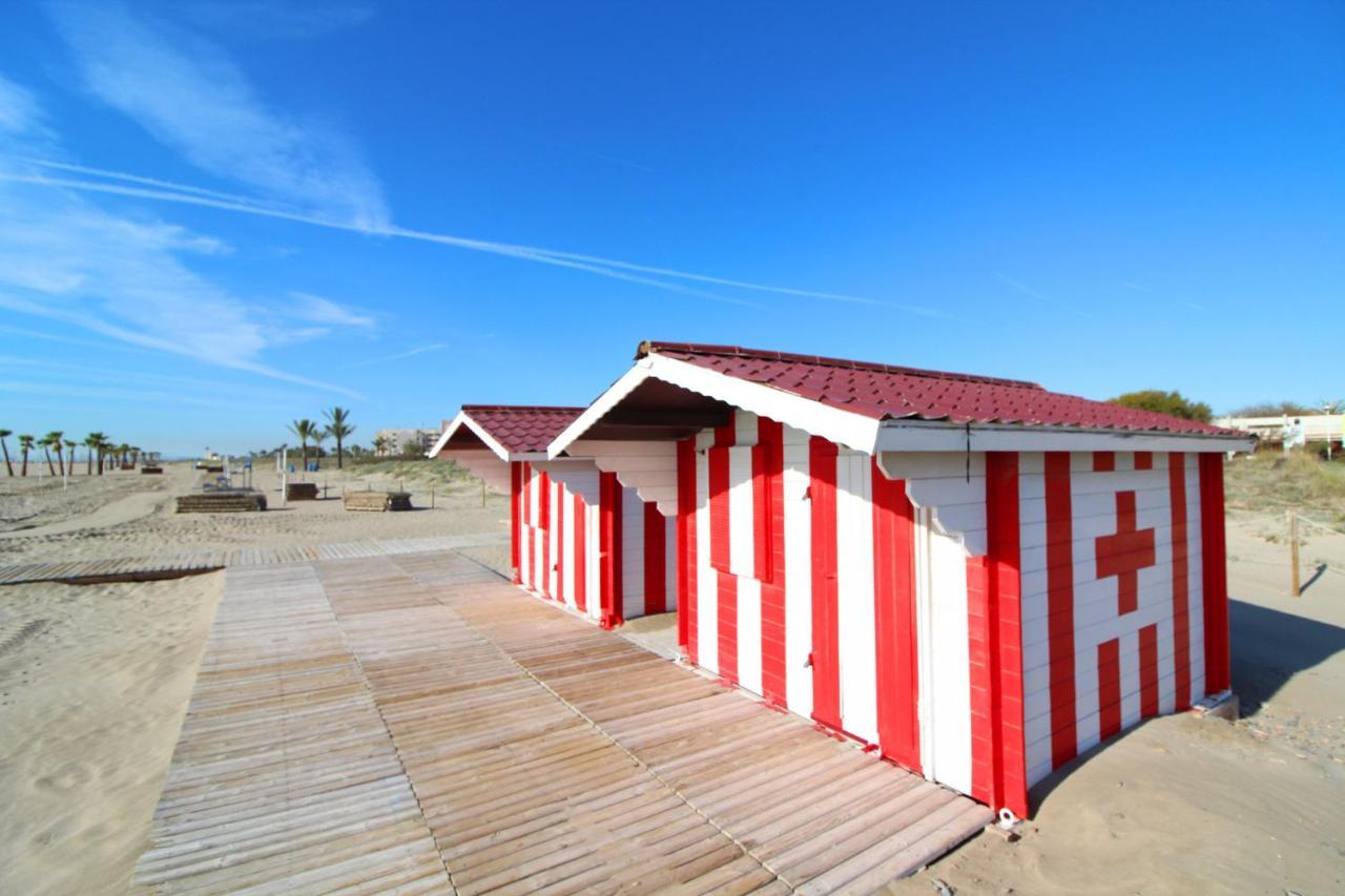 Global Properties, Apartamento De 2 Habitaciones Con Terraza Y Vistas Al Mar 卡耐特蒂贝兰格 外观 照片